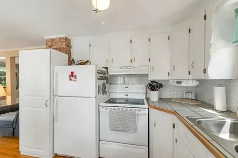 32 Bay Shore Drive Sanbornton NH 03269