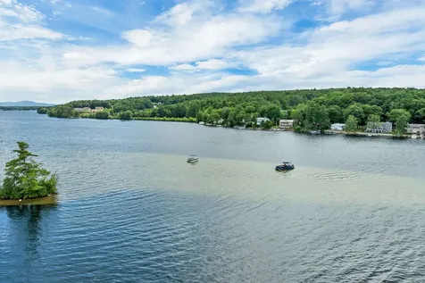 32 Bay Shore Drive Sanbornton NH 03269