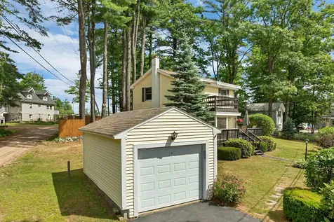 32 Bay Shore Drive Sanbornton NH 03269
