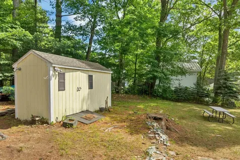 32 Bay Shore Drive Sanbornton NH 03269