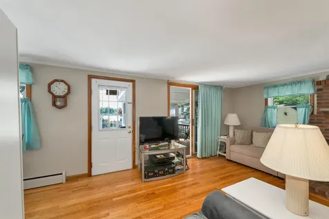32 Bay Shore Drive Sanbornton NH 03269