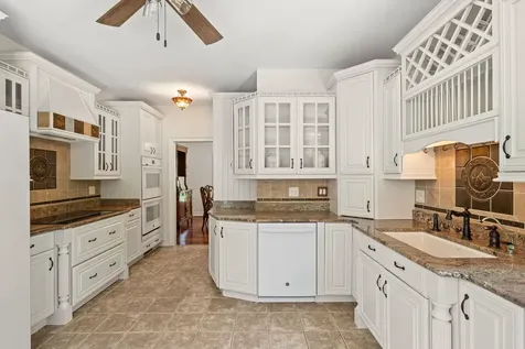 38 Rowell E Road Brentwood NH 03833