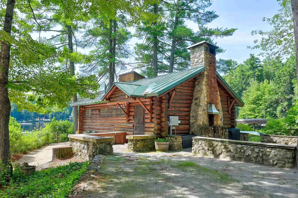 50 Morrill Lane Conway NH 03818