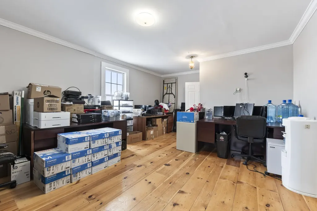 2204 Woodbury Avenue Newington NH 03801