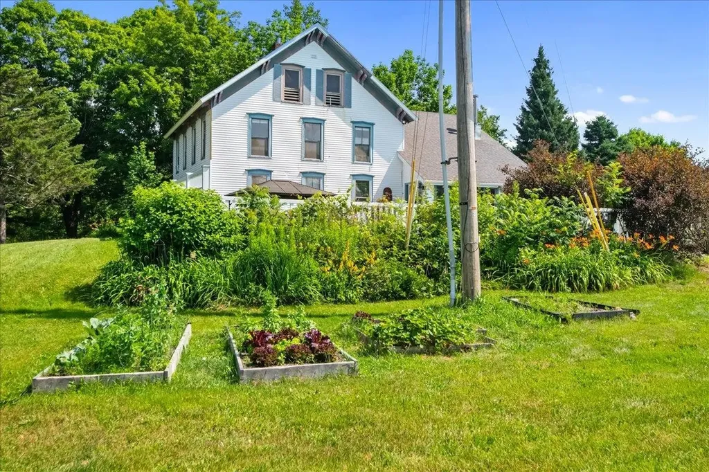 5 Black Dog Lane Underhill VT 05489