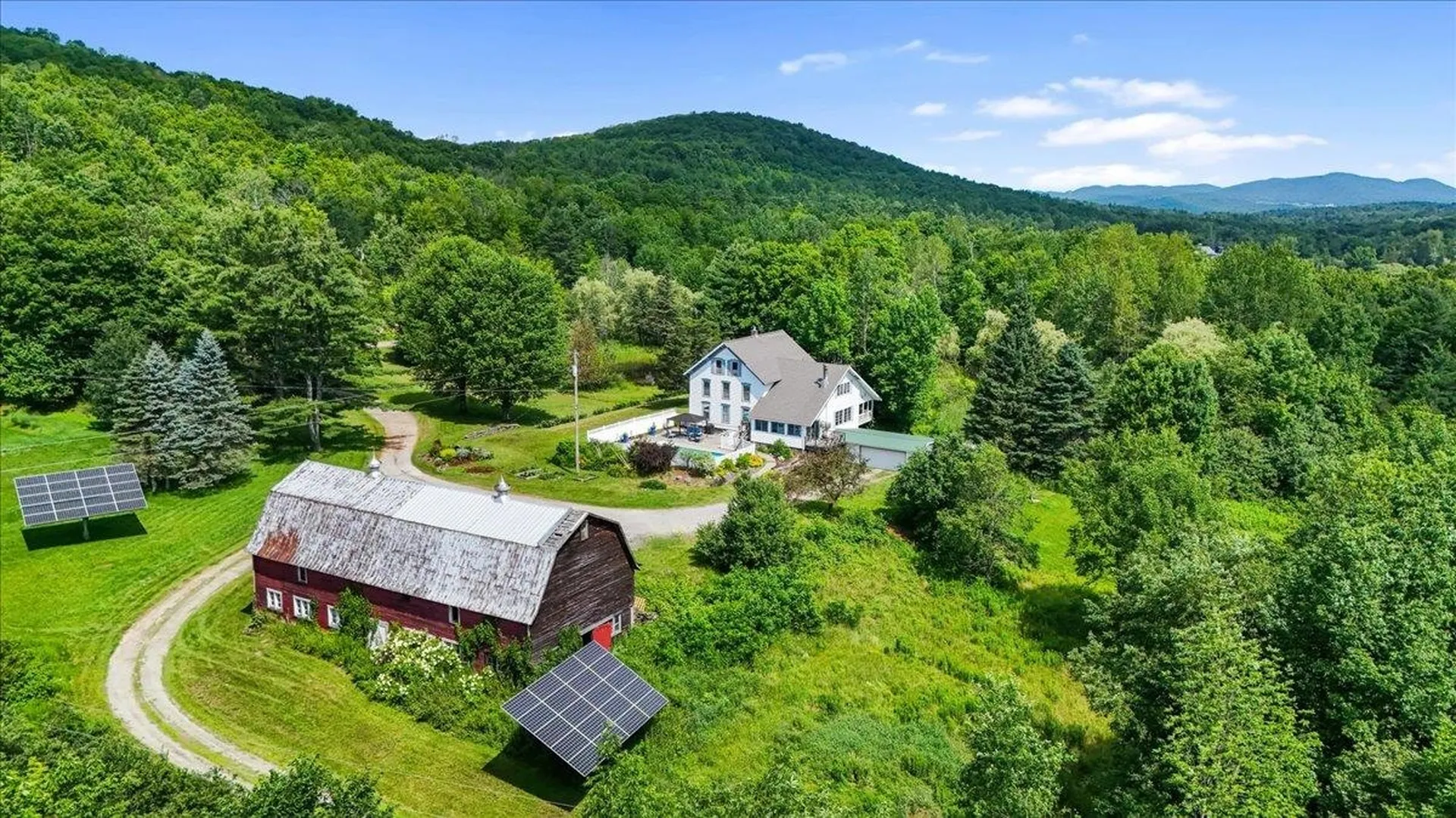 5 Black Dog Lane Underhill VT 05489