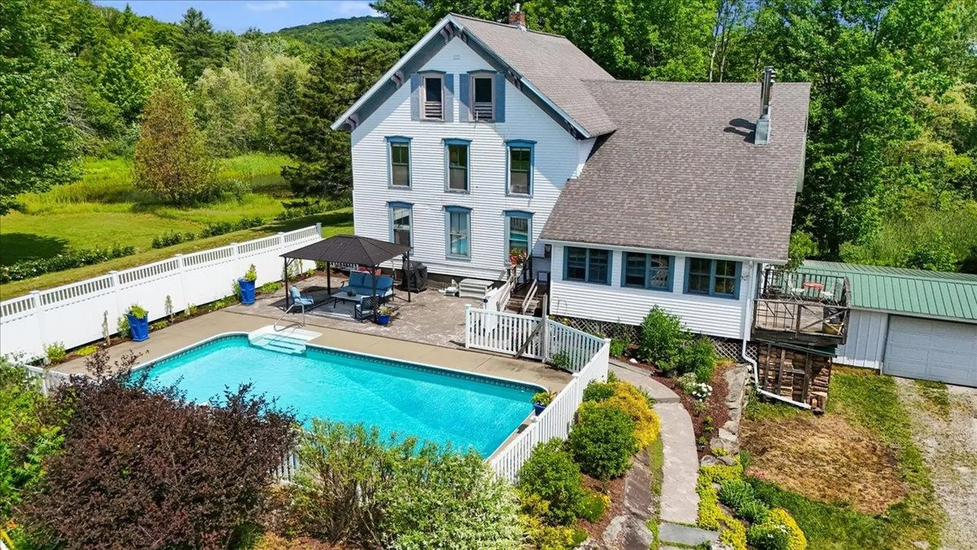 5 Black Dog Lane Underhill VT 05489