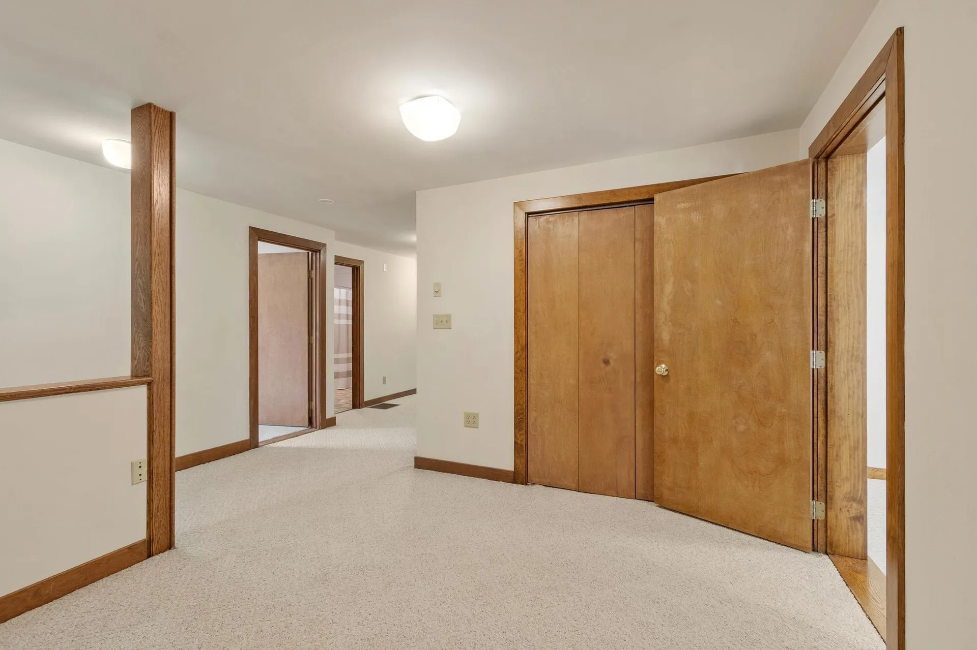 18 Windsor Boulevard Londonderry NH 03053