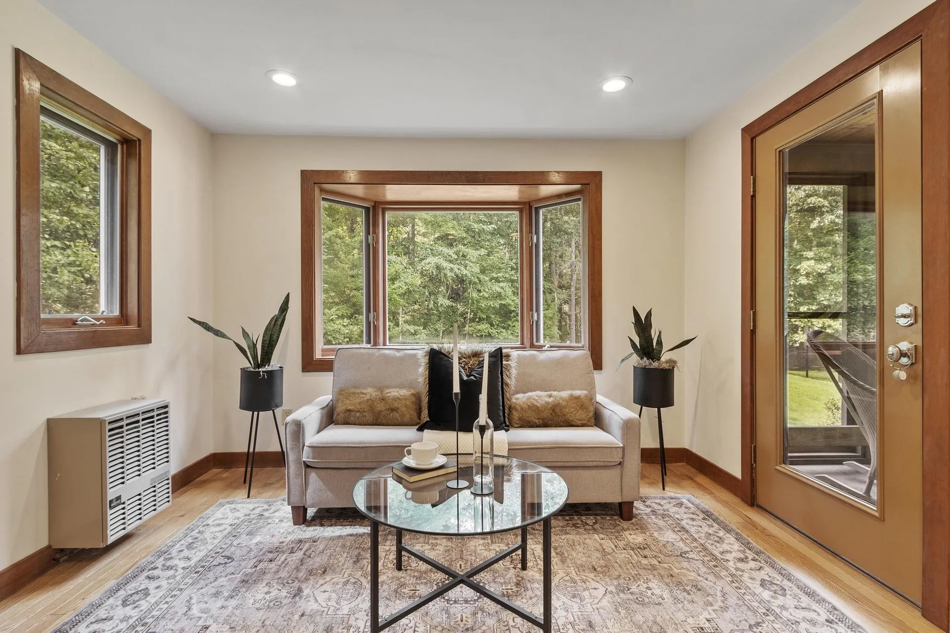18 Windsor Boulevard Londonderry NH 03053