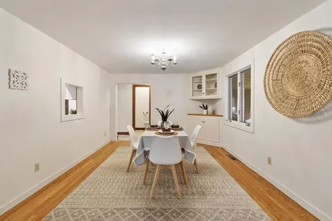 18 Windsor Boulevard Londonderry NH 03053