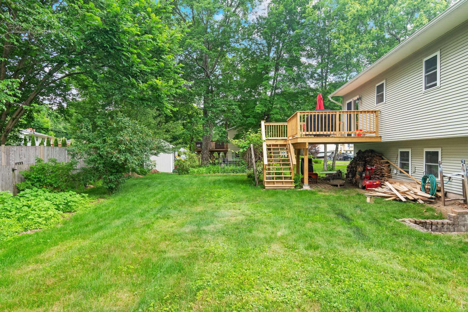 5 Patricia Place Essex VT 05452