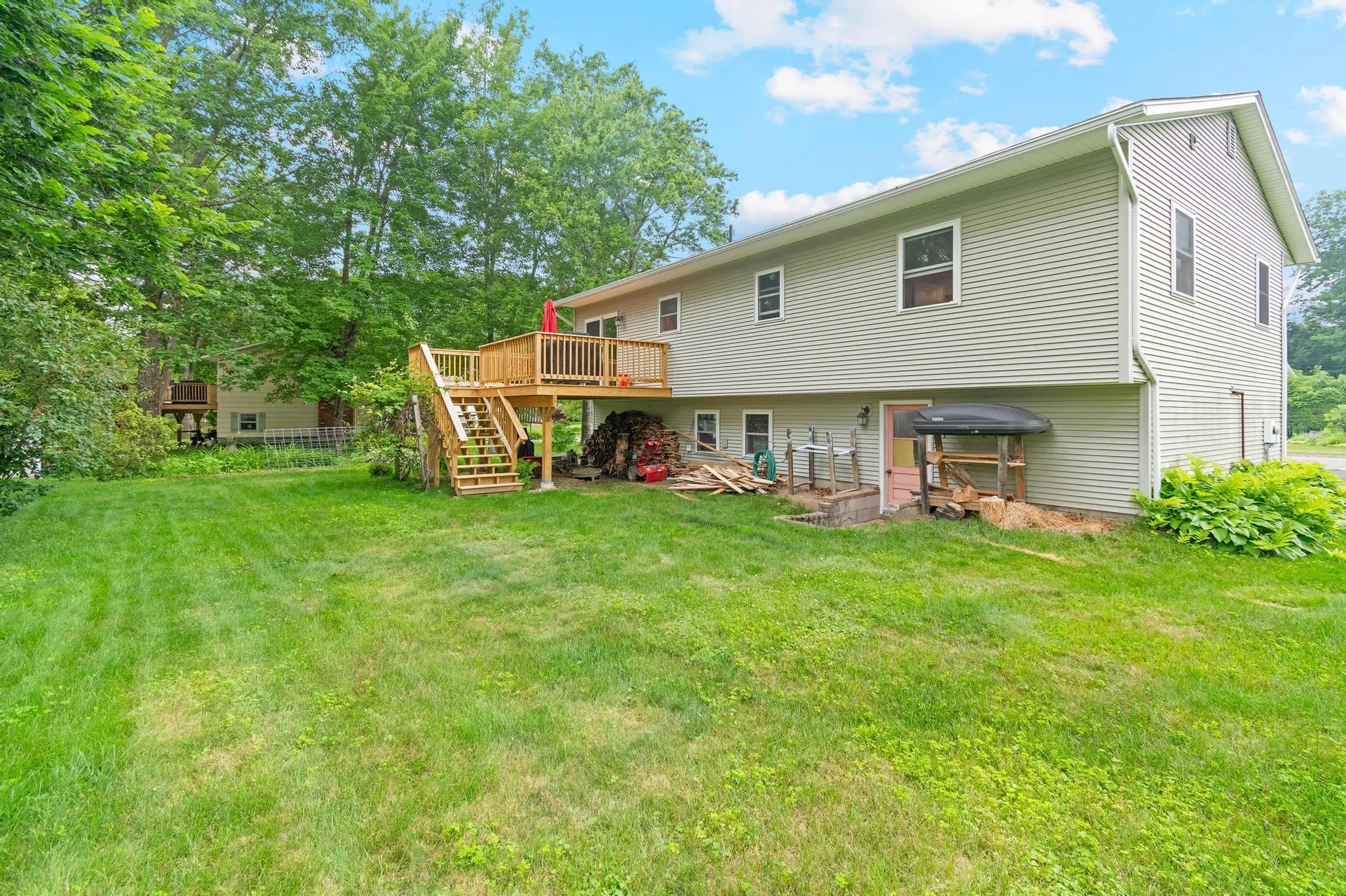 5 Patricia Place Essex VT 05452