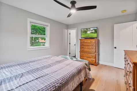 5 Patricia Place Essex VT 05452