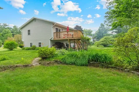 5 Patricia Place Essex VT 05452