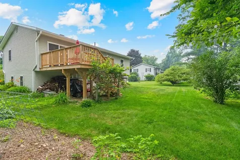 5 Patricia Place Essex VT 05452