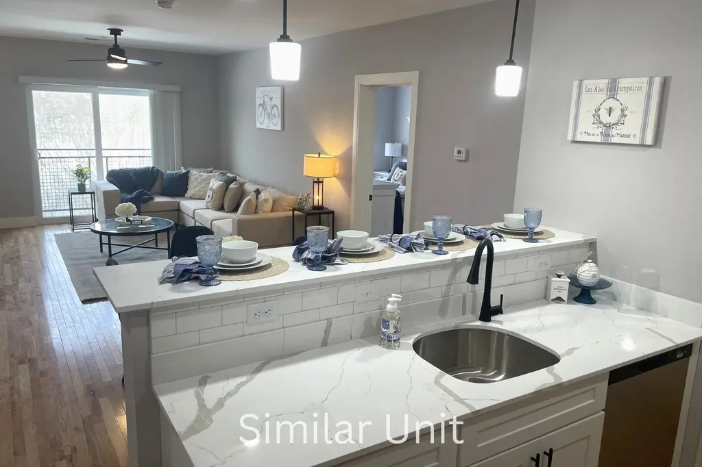 303 Dunbar Street Manchester NH 03103
