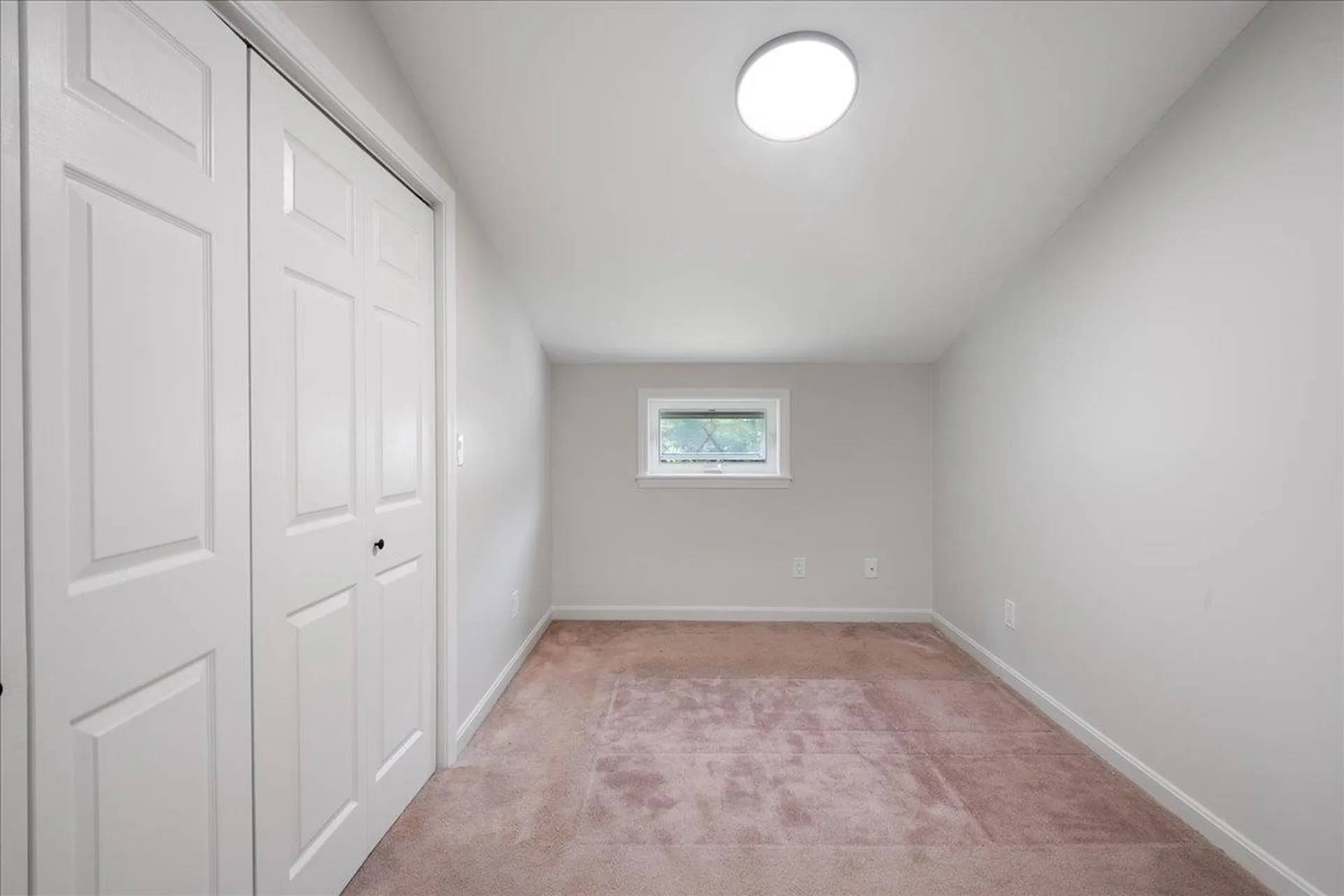 93 Hidden Pines Drive Richmond VT 05477
