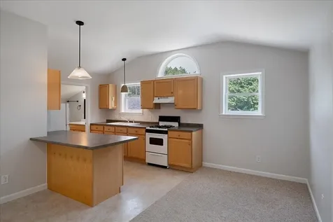 93 Hidden Pines Drive Richmond VT 05477
