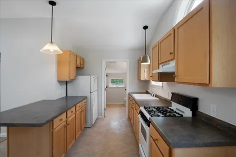 93 Hidden Pines Drive Richmond VT 05477