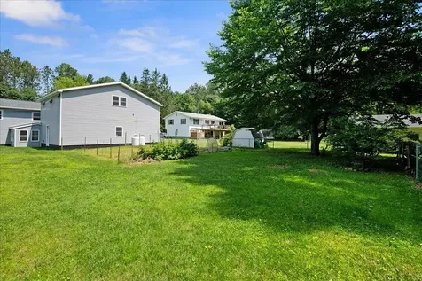 93 Hidden Pines Drive Richmond VT 05477
