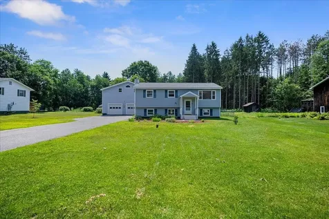 93 Hidden Pines Drive Richmond VT 05477