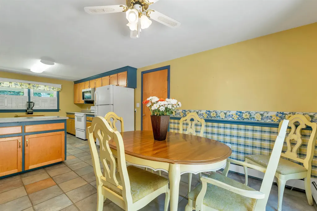 28 Hillcrest Drive Laconia NH 03246