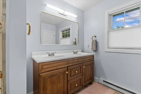 21 Bruce Street Winooski VT 05404