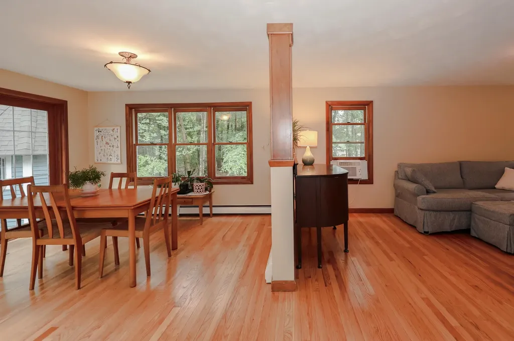 16 Annand Drive Milford NH 03055