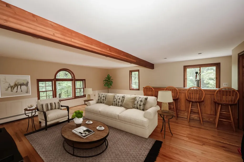 16 Annand Drive Milford NH 03055