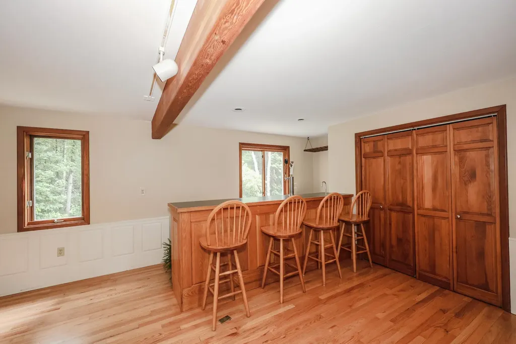 16 Annand Drive Milford NH 03055