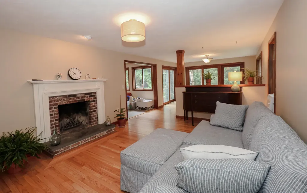 16 Annand Drive Milford NH 03055