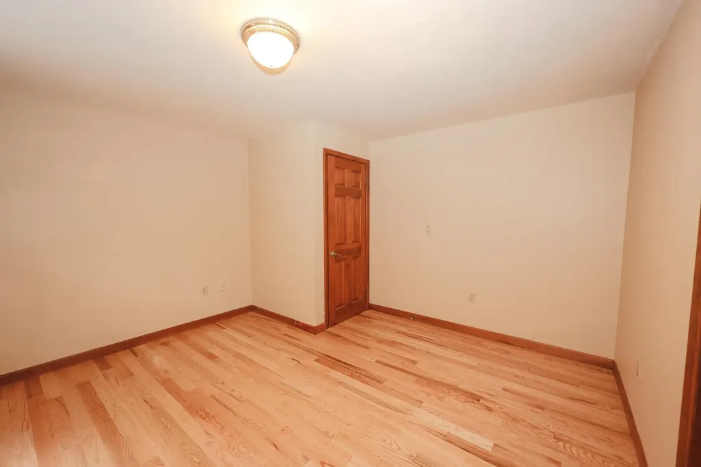 16 Annand Drive Milford NH 03055