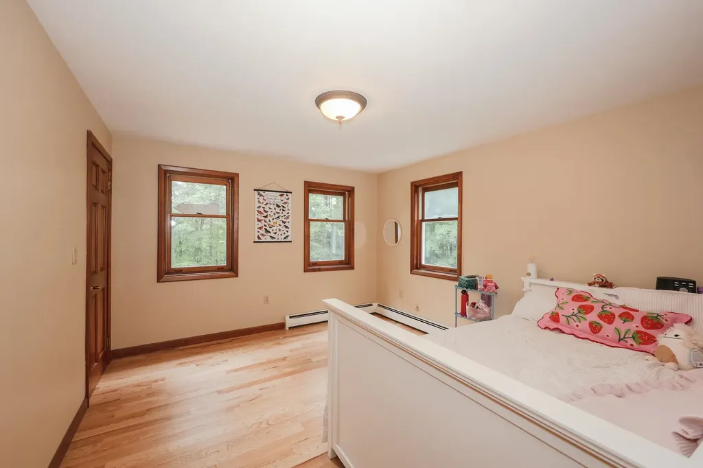 16 Annand Drive Milford NH 03055