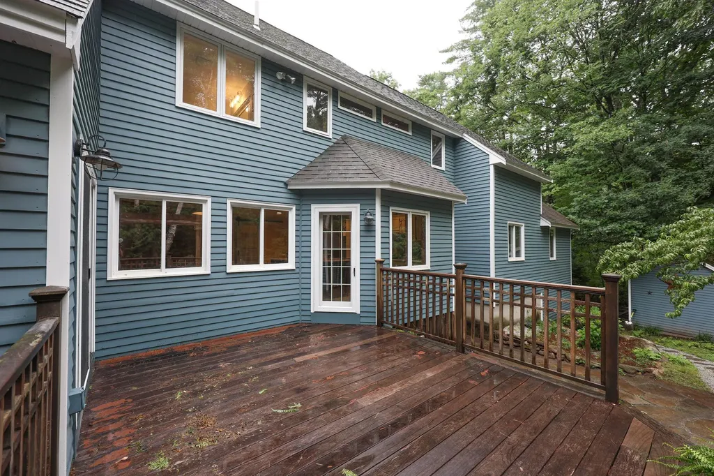 16 Annand Drive Milford NH 03055