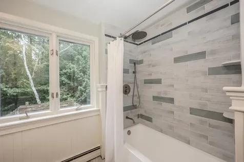 16 Annand Drive Milford NH 03055