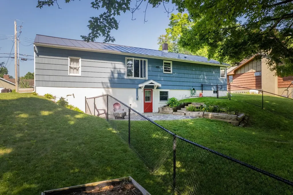 224 Pearl Street Rutland City VT 05701