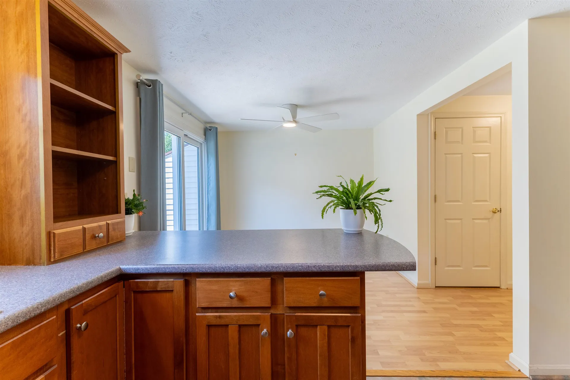 62 Lochmere Lane Nashua NH 03063