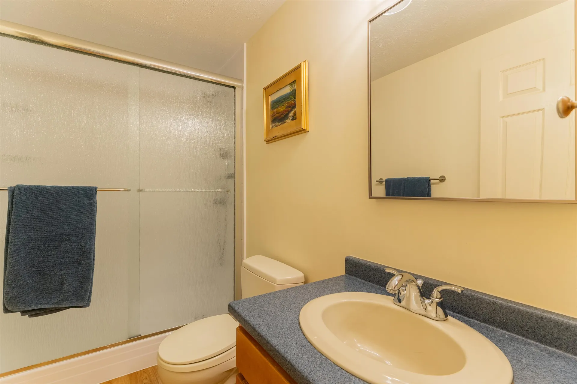 62 Lochmere Lane Nashua NH 03063
