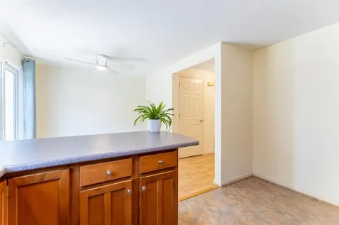62 Lochmere Lane Nashua NH 03063