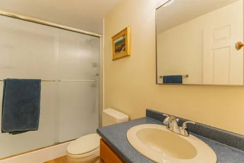 62 Lochmere Lane Nashua NH 03063