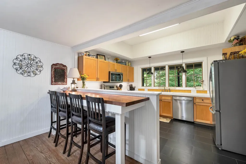 2 Kehonka Hill Road Wolfeboro NH 03894