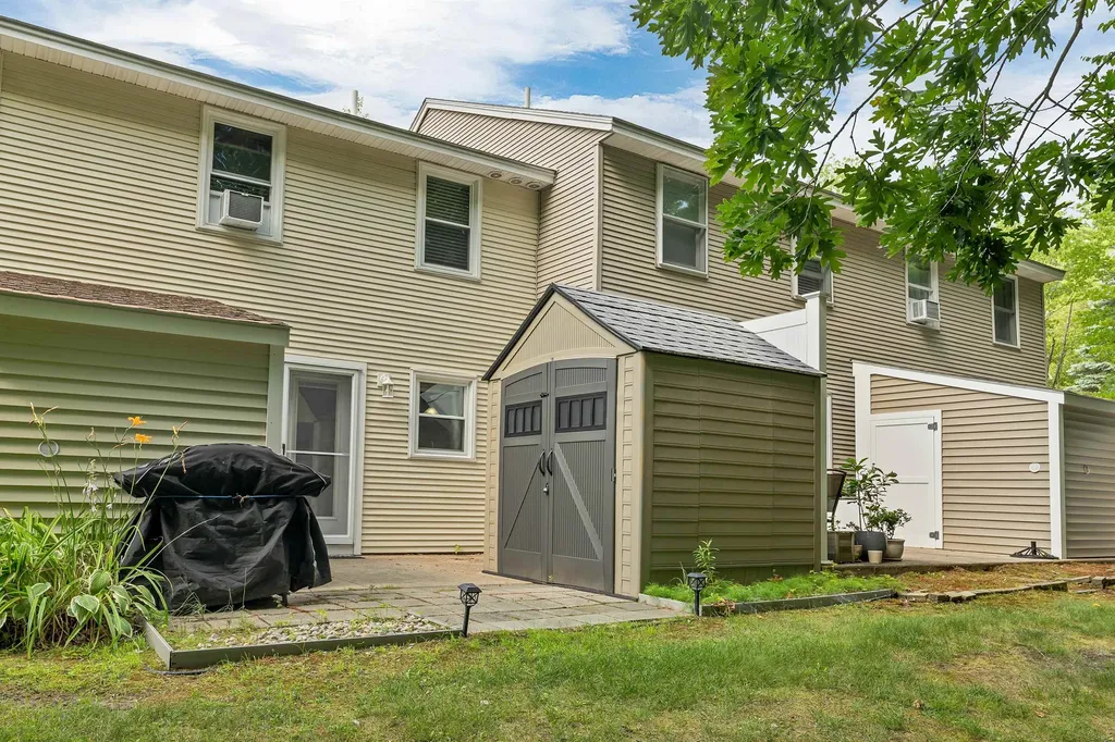 1035 S. Mammoth Road Manchester NH 03109