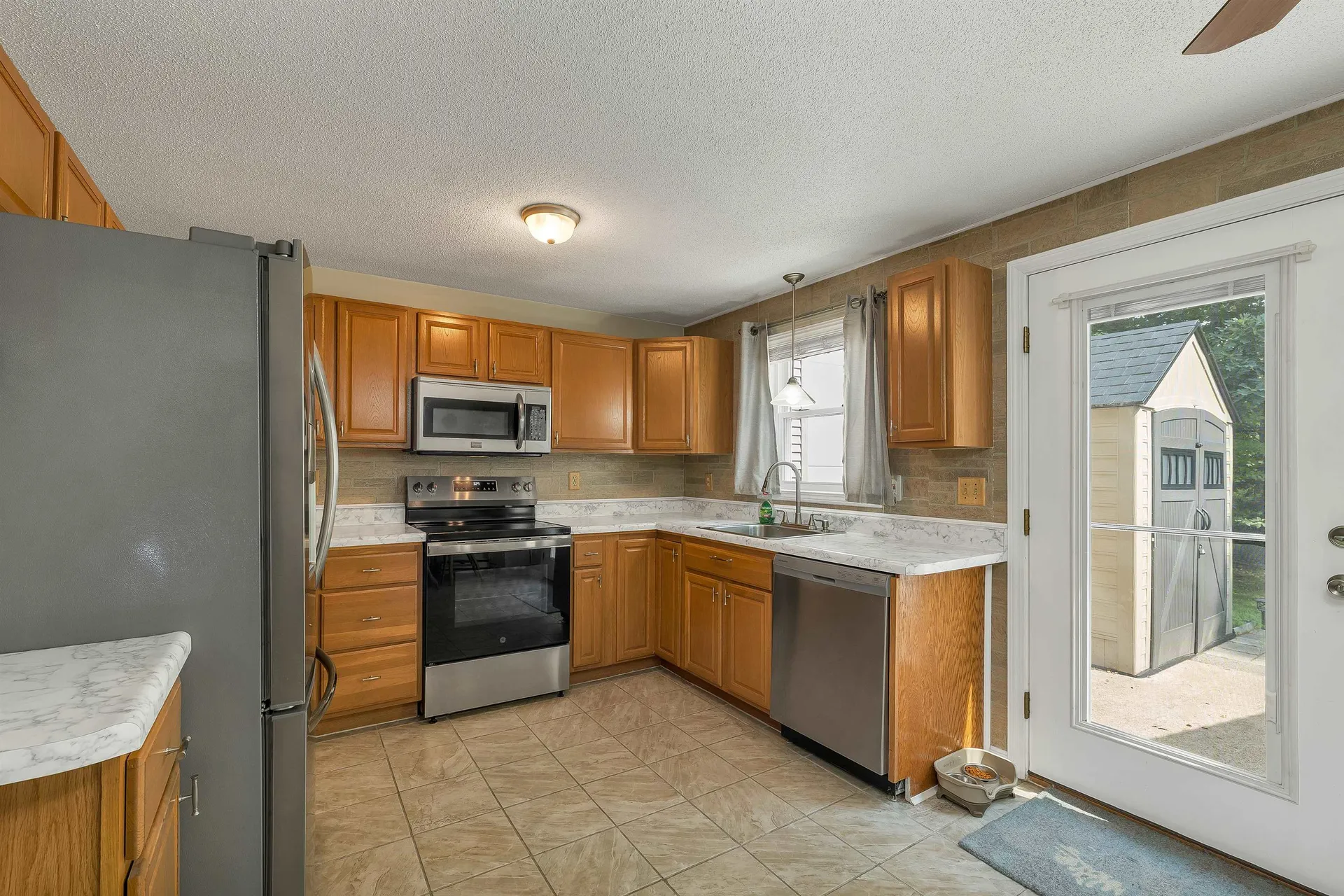1035 S. Mammoth Road Manchester NH 03109