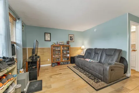 1035 S. Mammoth Road Manchester NH 03109