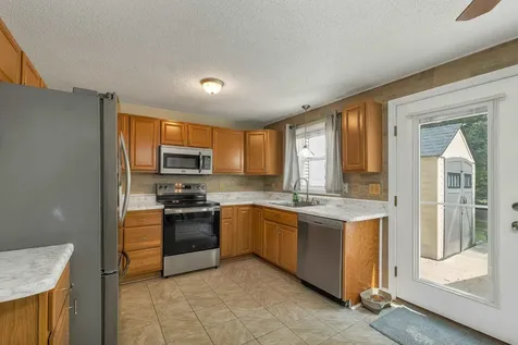 1035 S. Mammoth Road Manchester NH 03109
