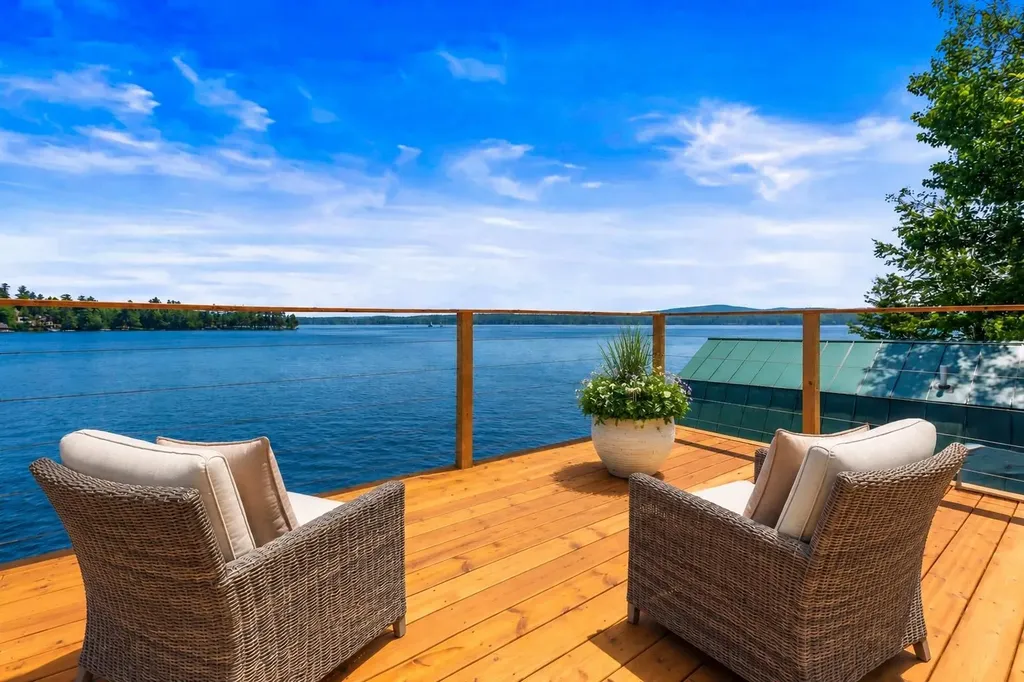 149 Lake Avenue Sunapee NH 03782