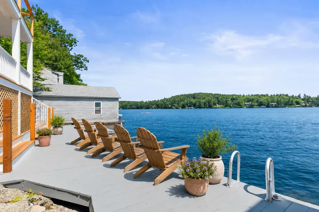 149 Lake Avenue Sunapee NH 03782