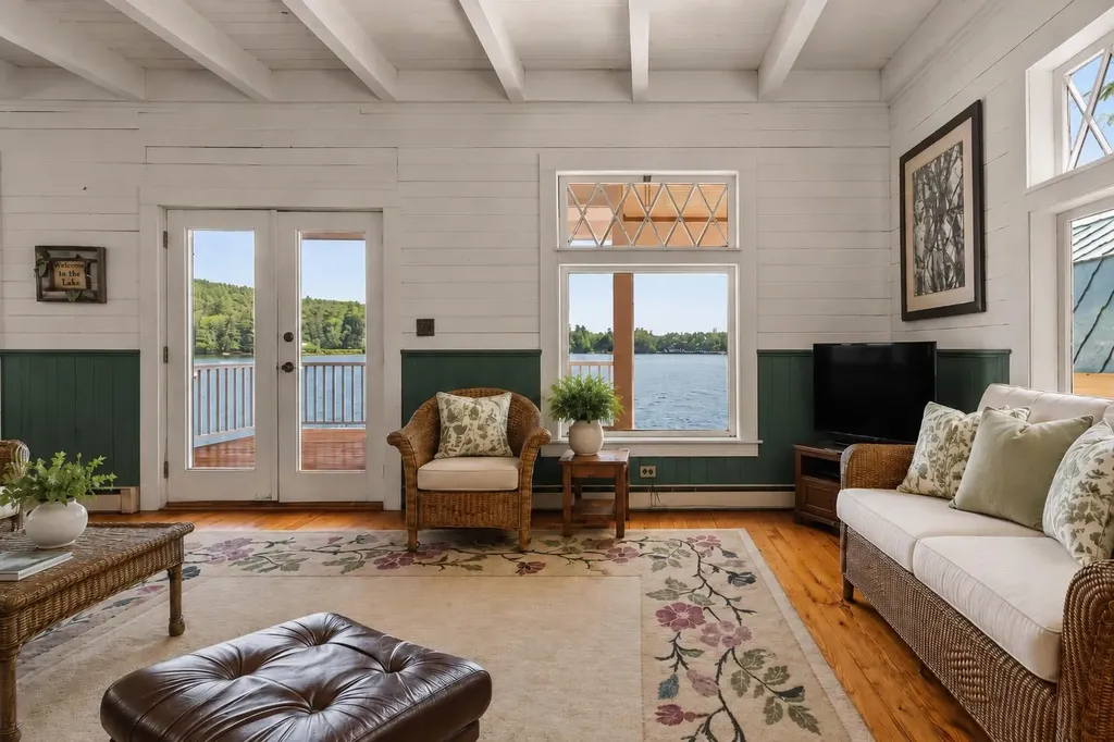 149 Lake Avenue Sunapee NH 03782