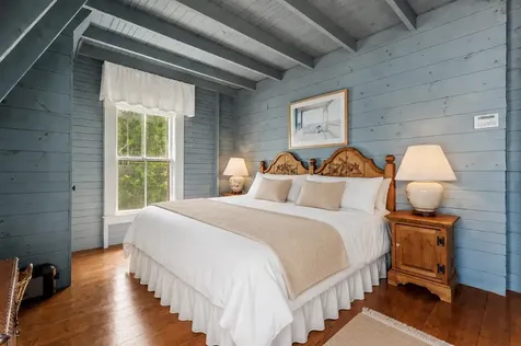 149 Lake Avenue Sunapee NH 03782
