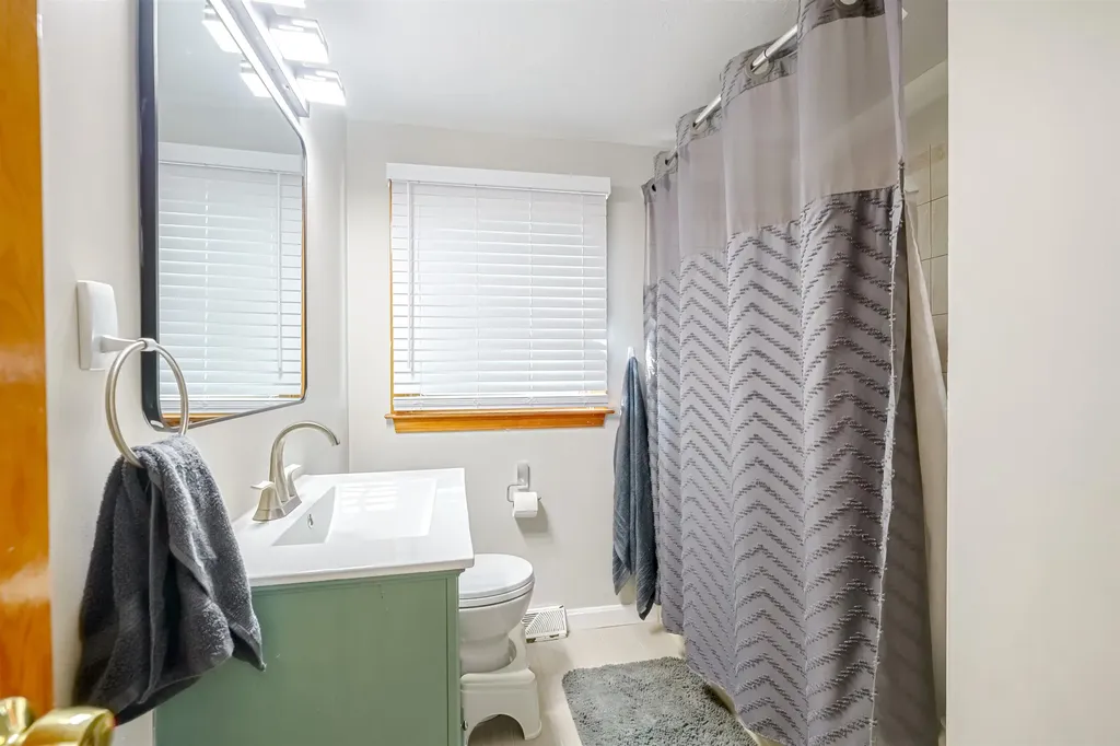 1 Bretton Drive Merrimack NH 03054